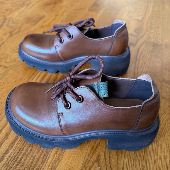 Brown Modern Chunky Platform Oxford Shoes US 6.5–7 New - Picture 9 of 12